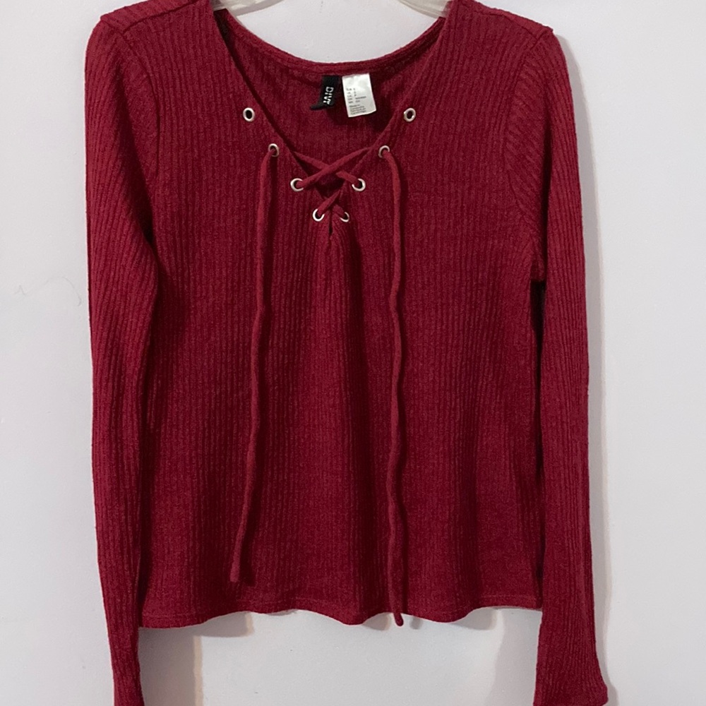 H&M top- like new